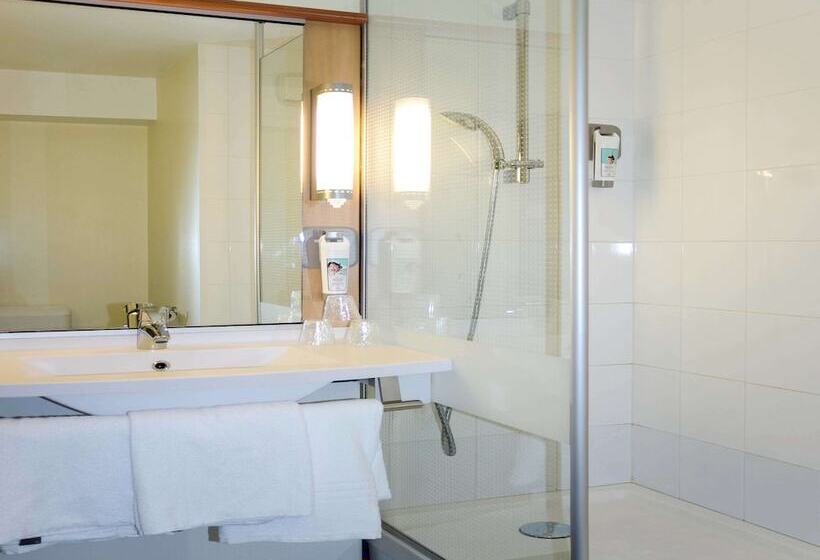 اتاق استاندارد با تخت دوبل, Ibis Marseille Provence Aeroport