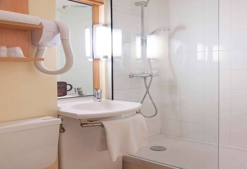 스탠다드 룸, Ibis Moulins