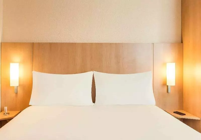 ダブルベッドスタンダードルーム, Ibis Paris Porte De Bagnolet