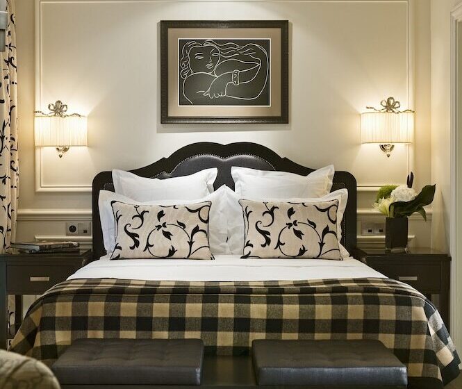 Deluxe Suite King Bed, Keppler