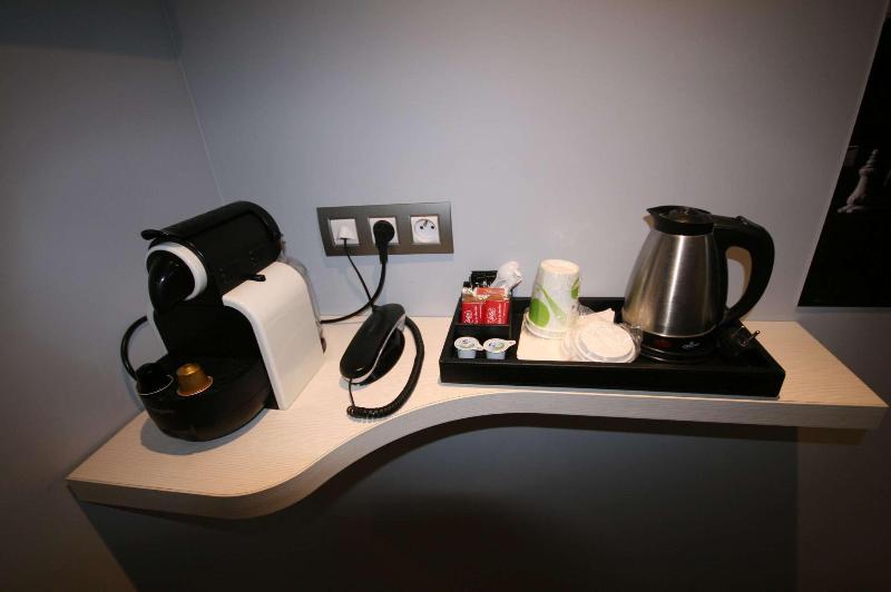 スタンダードルーム, Kyriad Paris 12 Nation