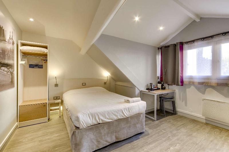 スタンダードルーム, Kyriad Paris 12 Nation