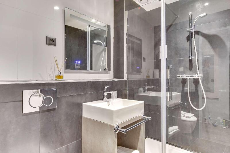 スタンダードシングルルーム, Kyriad Paris 12 Nation