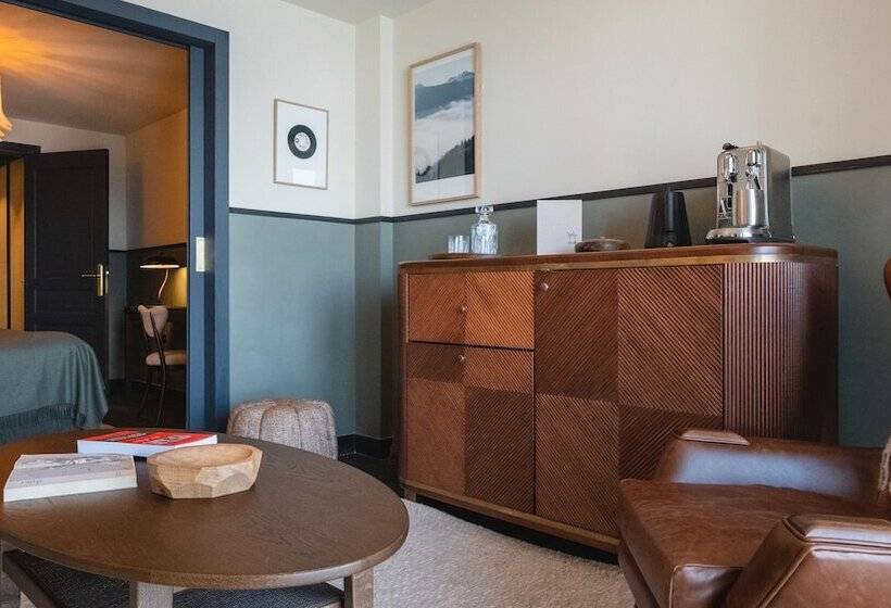 景色の見えるジュニアスイート, Le Fitz Roy, A Beaumier