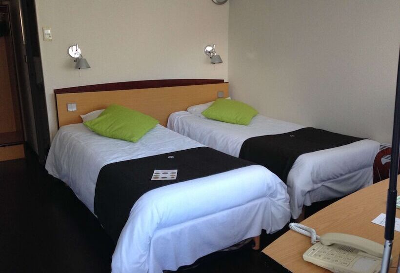 Номер Стандарт, Campanile Saumur