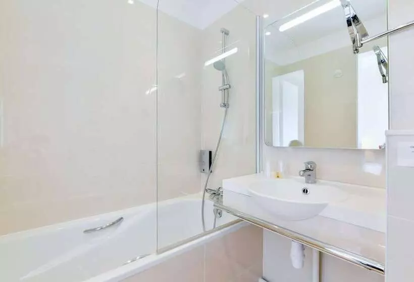Comfort Room, Restaurant La Forestiere