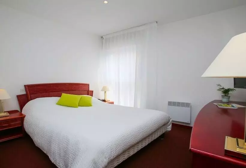 Standard Room, Restaurant La Forestiere