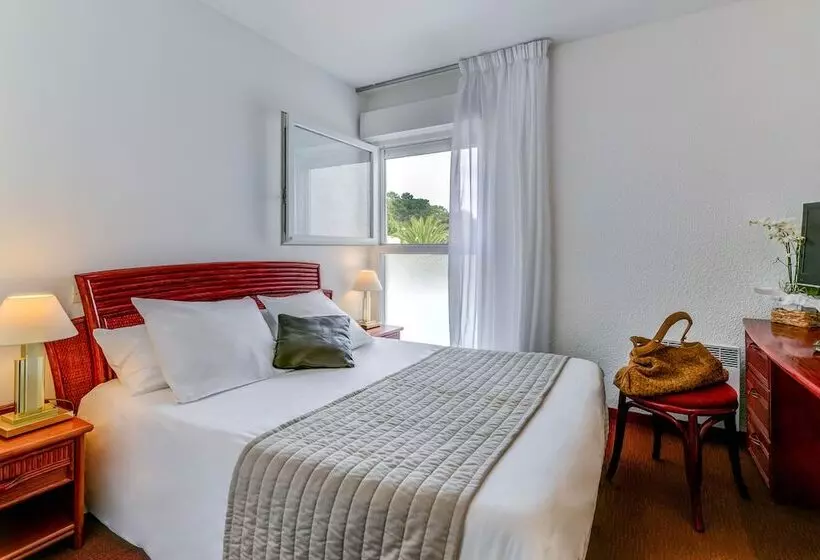 Standard Room, Restaurant La Forestiere