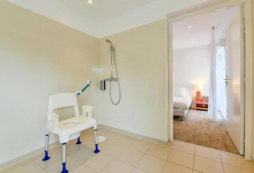 Comfort room with garden view, Restaurant La Forestiere