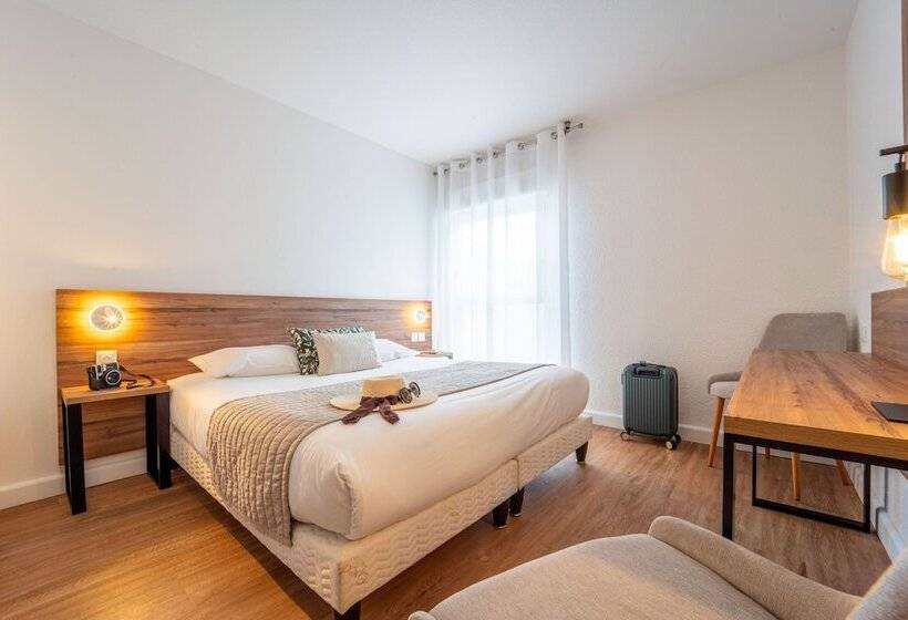 חדר קומפורט, Restaurant La Forestiere