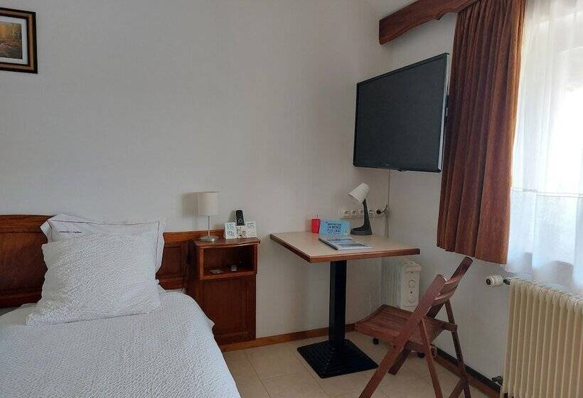 スタンダードシングルルーム, Spa & Restaurant Logis Domaine Langmatt