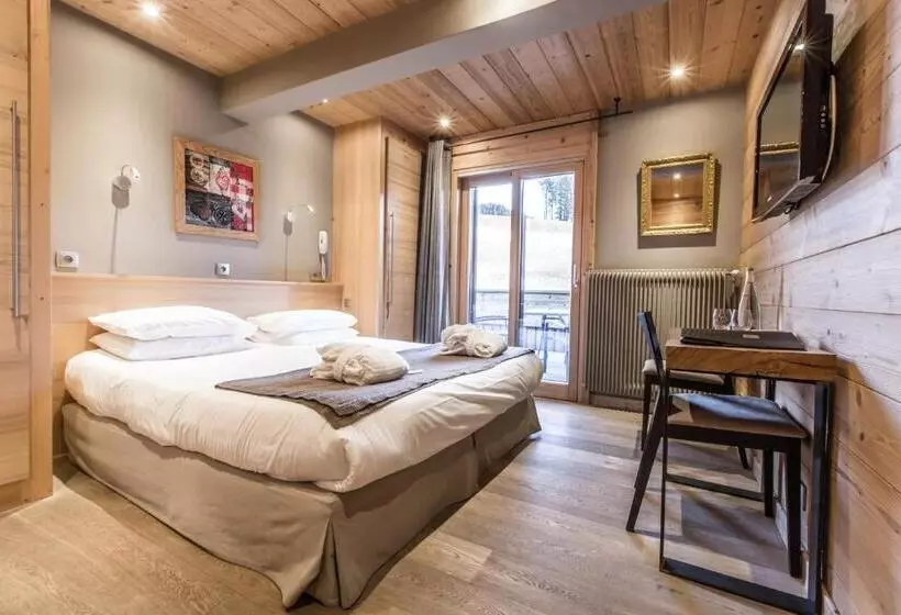 Comfort-huone, Chalet Hotel Crychar