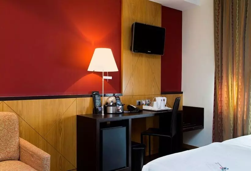 Deluxe-huone, Best Western Plus Monopole Metropole
