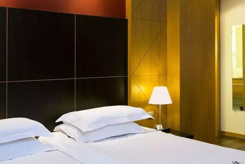 Perhehuone, Best Western Plus Monopole Metropole