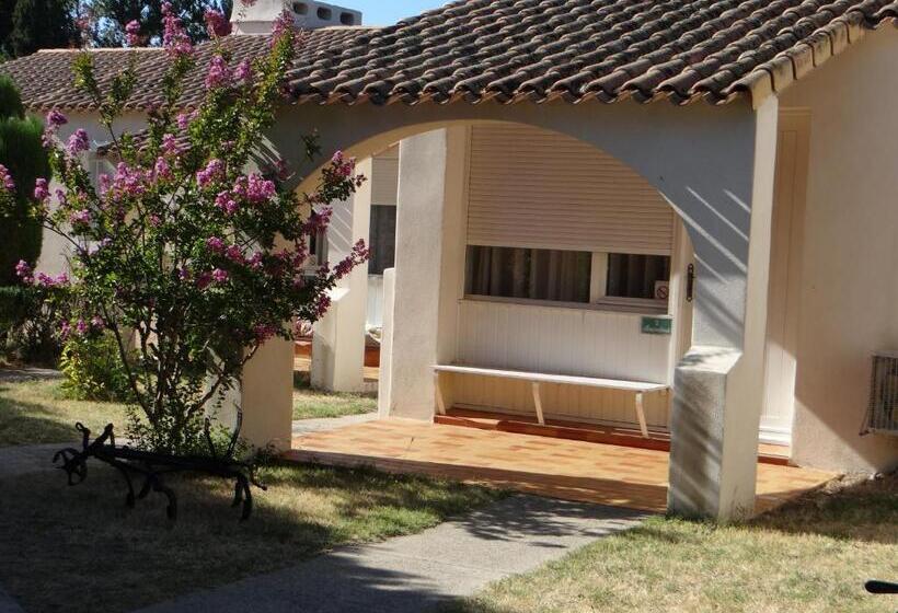 스탠다드 트리플 룸, Domaine Du Val De Ceze