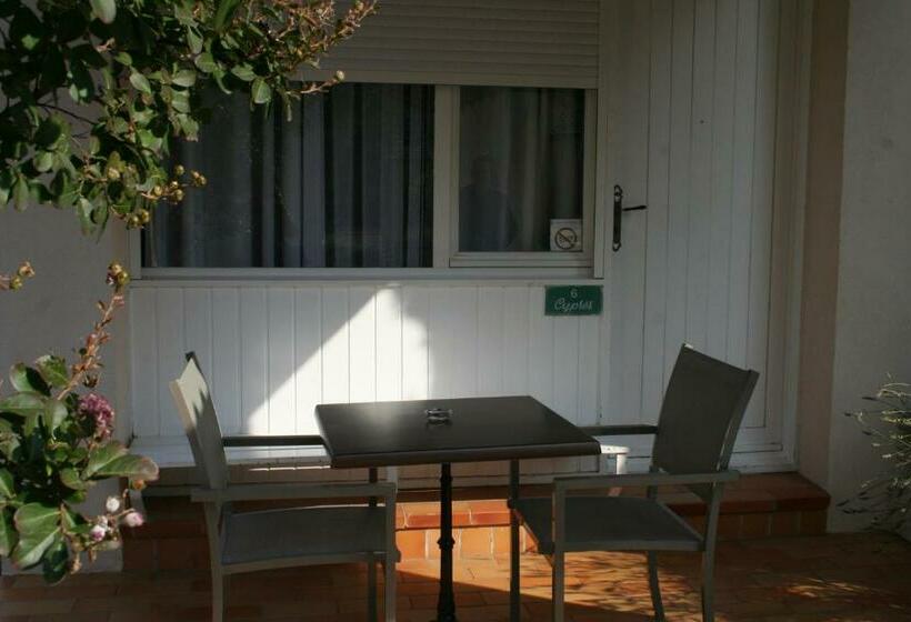 스탠다드 룸, Domaine Du Val De Ceze