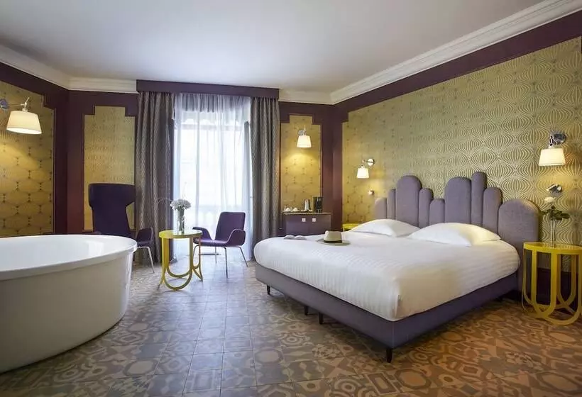 اتاق لوکس با چشم‌انداز, Grand Hôtel Du Midi Montpellier   Opéra Comédie