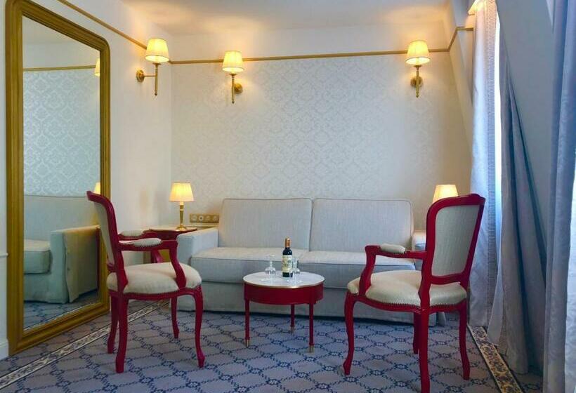 סוויטת ג'וניור, Hôtel Mayfair Paris