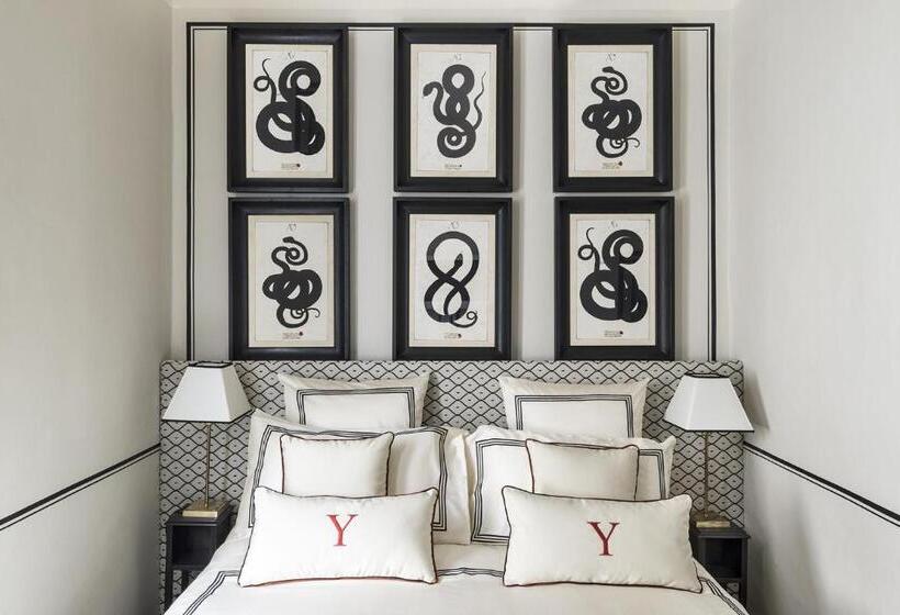 Классический Номер, Le Yaca Saint Tropez