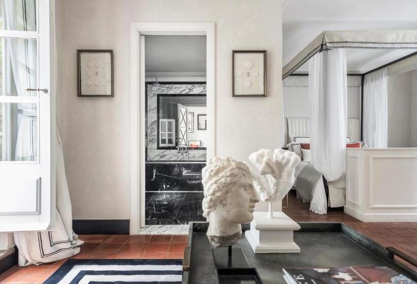 Люкс Дюплекс, Le Yaca Saint Tropez