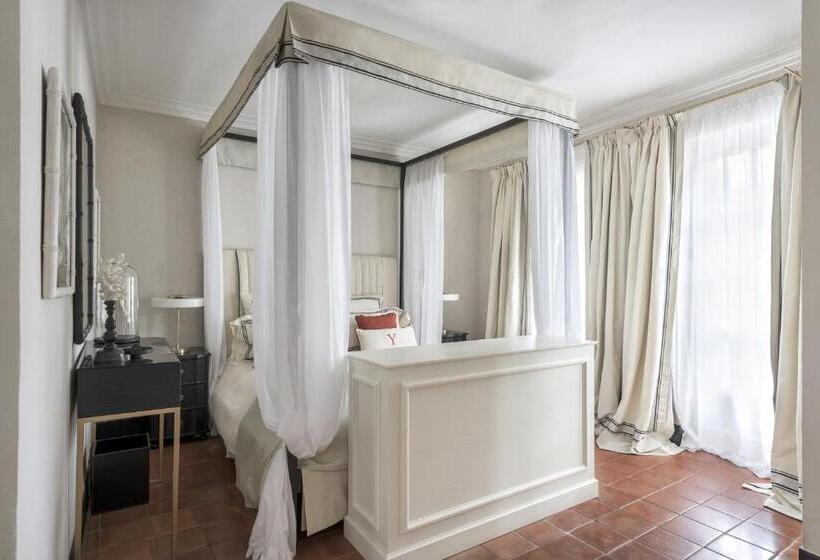 듀플렉스 스위트, Le Yaca Saint Tropez