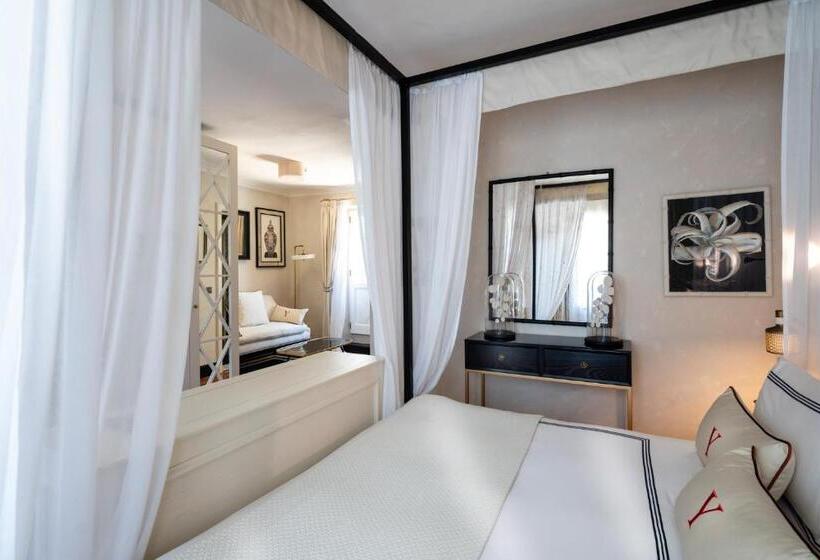 Люкс Дюплекс, Le Yaca Saint Tropez