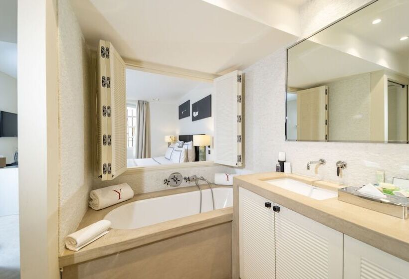 Классический Номер, Le Yaca Saint Tropez