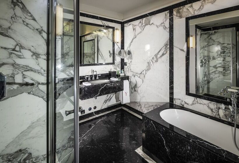 Номер Deluxe, Le Yaca Saint Tropez