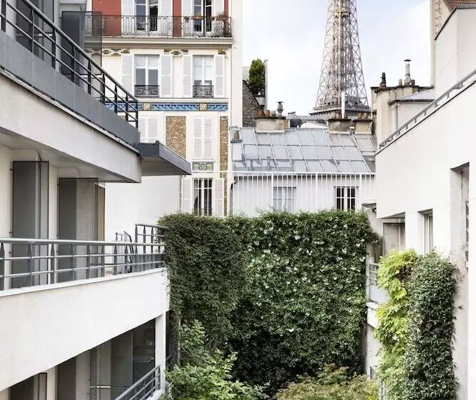 اتاق پرمیوم, Jardins Eiffel