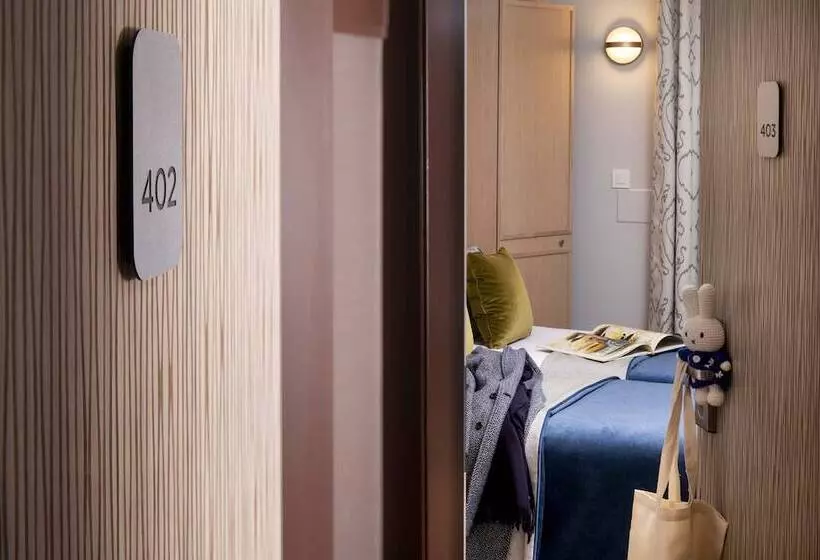 Habitación Estándar, Jardins Eiffel