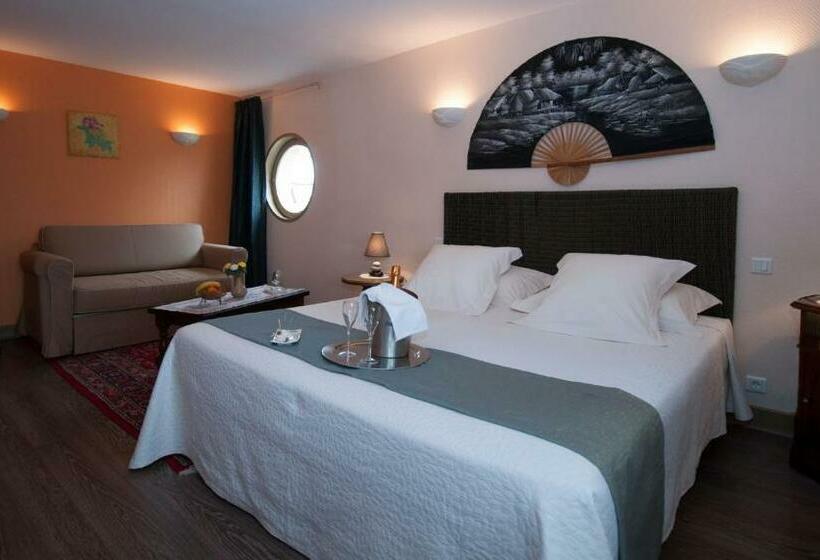 Классический Номер, Logis Hôtel Restaurant Le Coq Hardi