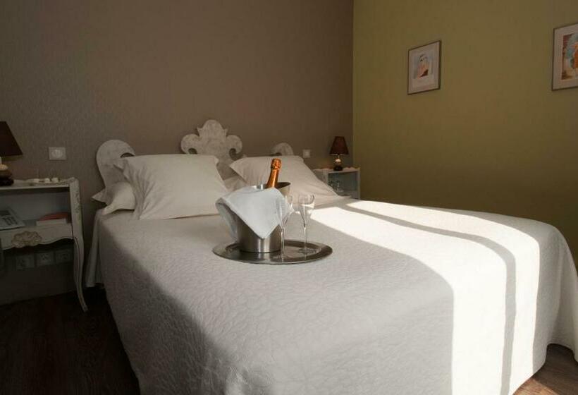 클래식 룸, Logis Hôtel Restaurant Le Coq Hardi