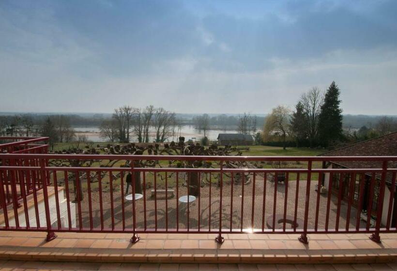 Номер Стандарт Вид на Реку, Logis Hôtel Restaurant Le Coq Hardi
