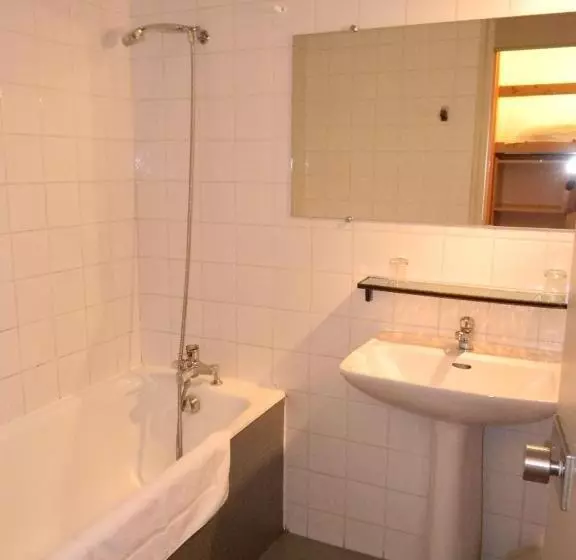 Standard-huone, Le Logis Des Cordeliers