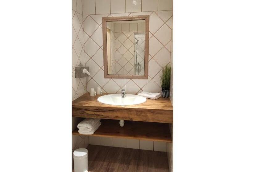 スタンダードルーム, Le Manoir