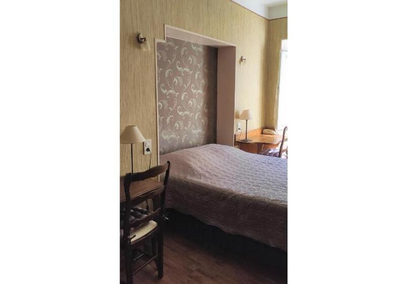 غرفة قياسية, Le Manoir