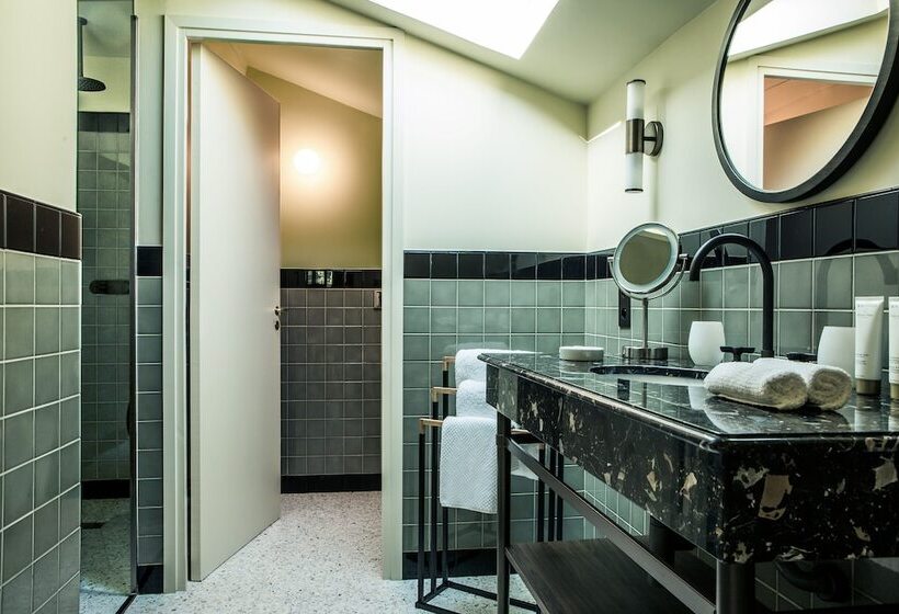 فيلا غرفة نوم واحدة مع مسبح, Le Pigonnet  Esprit De France