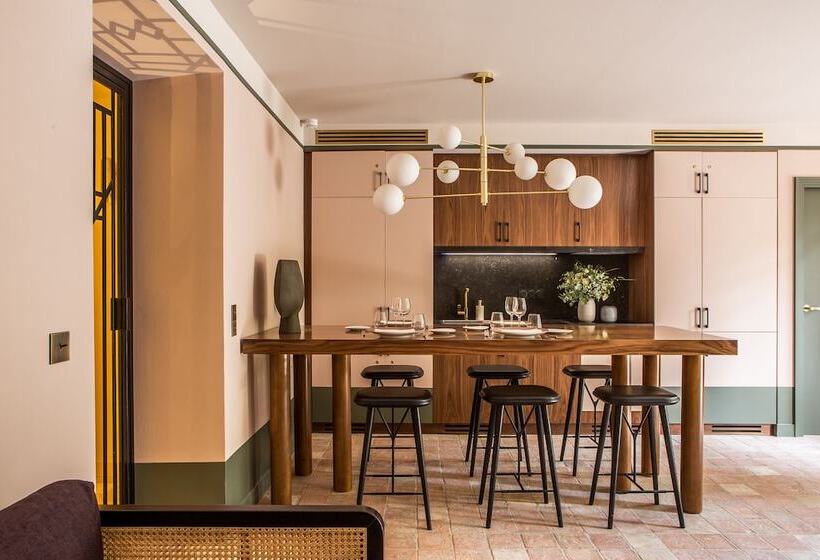 فيلا غرفة نوم واحدة مع مسبح, Le Pigonnet  Esprit De France