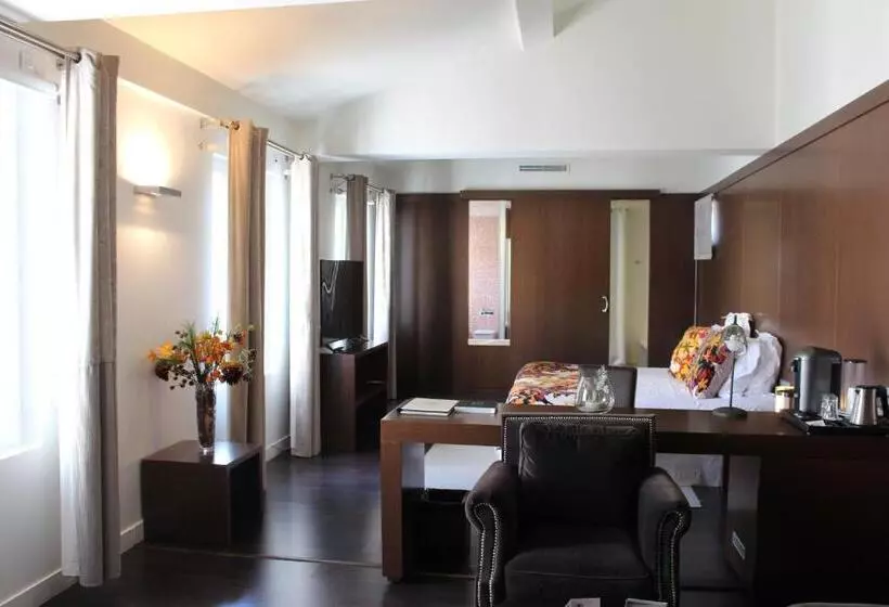 ハイドロマッサージバス付きスイート, Les Pleiades Hôtel Spa Restaurant