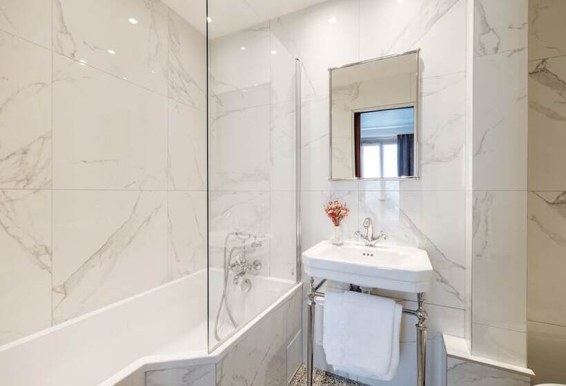 スーペリアールーム, Minerve