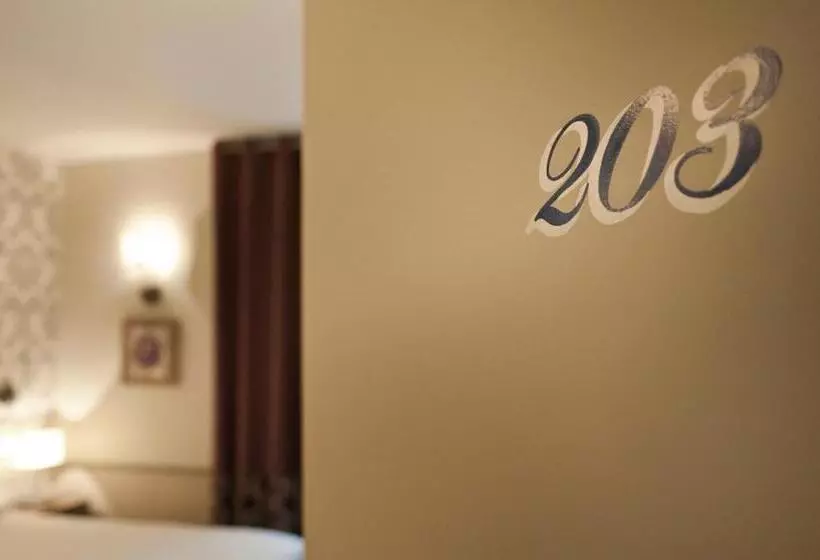 ファミリールーム, Monceau Wagram