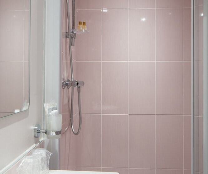 غرفة قياسية, Ours Blanc  Wilson