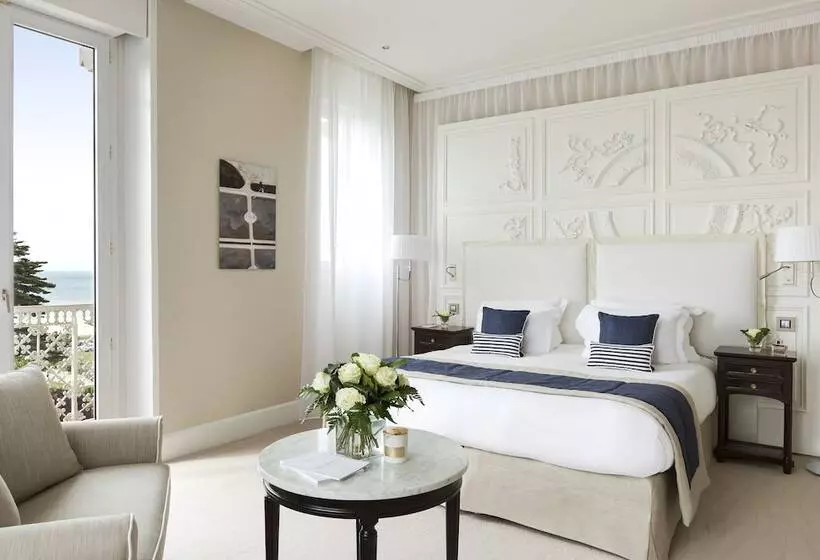 オーシャンビューデラックスルーム, Barriere Le Royal La Baule