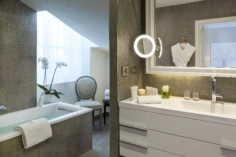オーシャンビューデラックスルーム, Barriere Le Royal La Baule