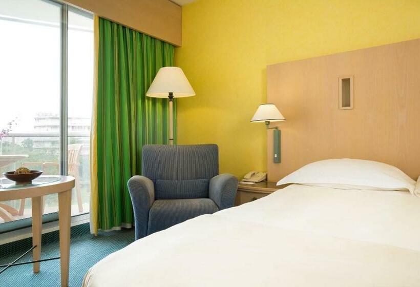 스탠다드 룸, Cannes Montfleury