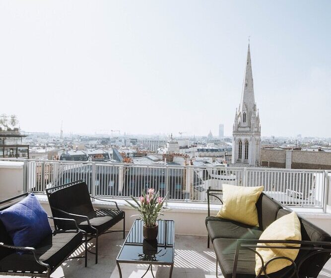 سوییت, Hôtel De Sers Champs Elysées Paris