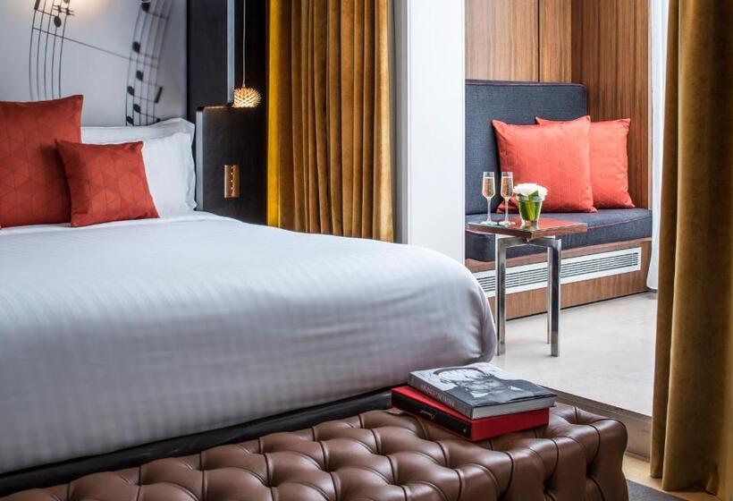 プレステージルーム, Hôtel De Sers Champs Elysées Paris