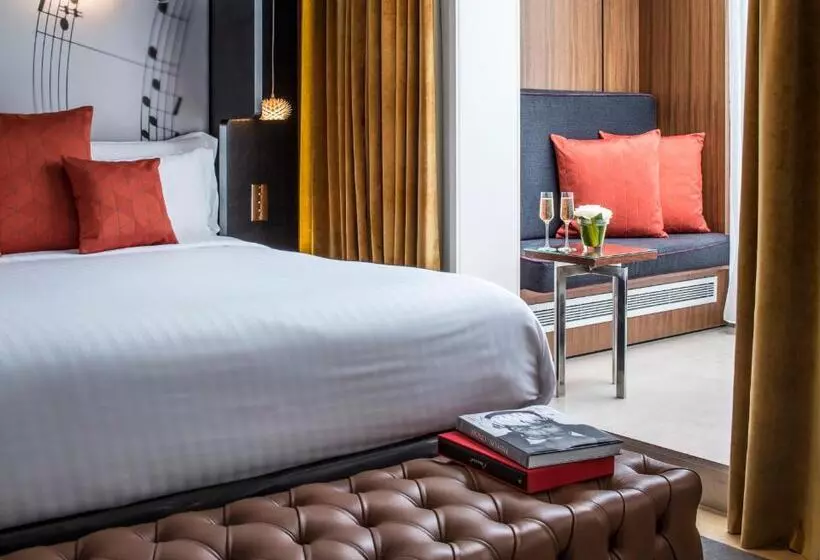 اتاق پرستیژ, Hôtel De Sers Champs Elysées Paris