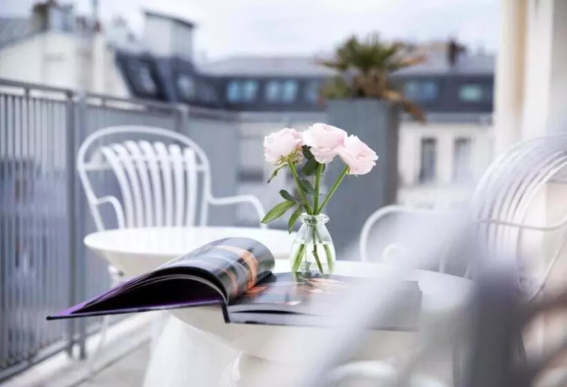 اتاق لوکس خانوادگی, Hôtel De Sers Champs Elysées Paris