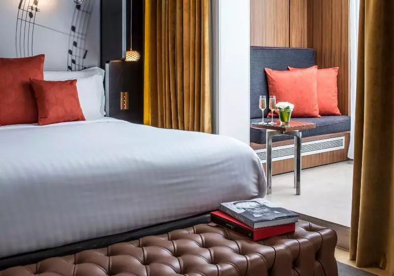 اتاق پرستیژ, Hôtel De Sers Champs Elysées Paris